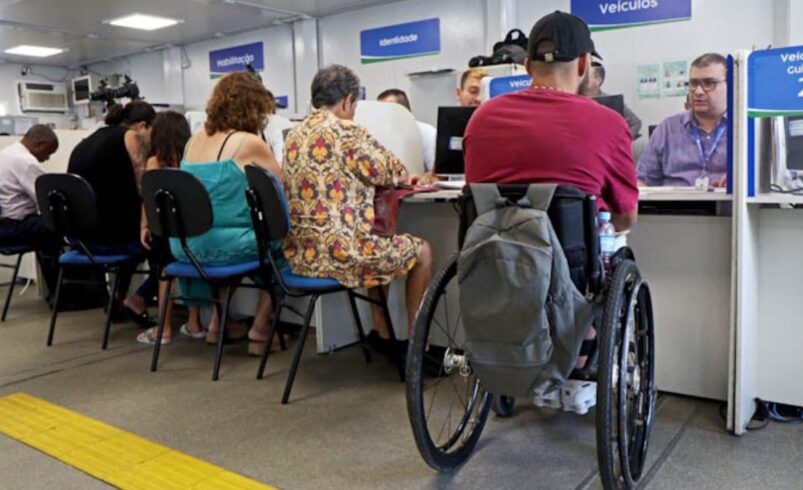 Detran RJ fará mutirão da nova identidade para idosos e PCDs neste sábado, 9/5