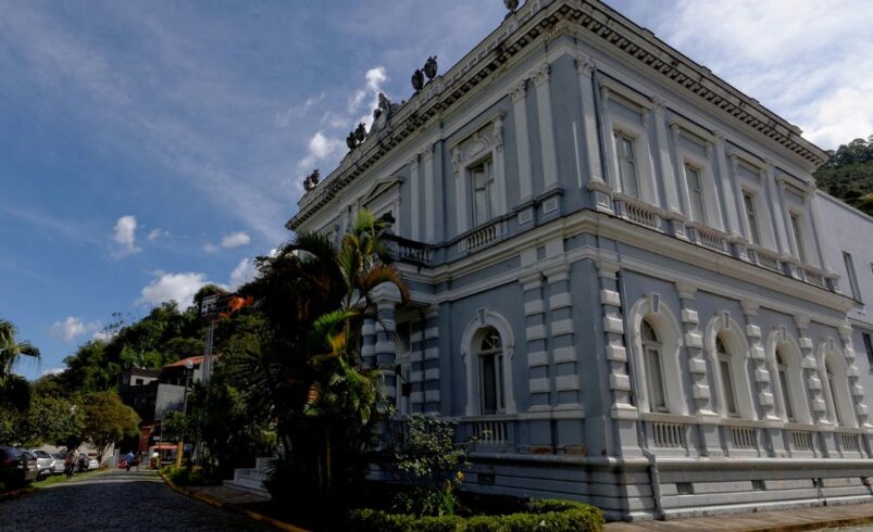 UFF de Friburgo oferece 190 vagas em cursos gratuitos de qualificação