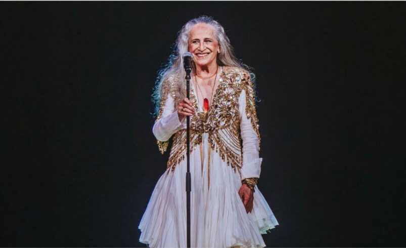 Maria Bethania completa 80 anos