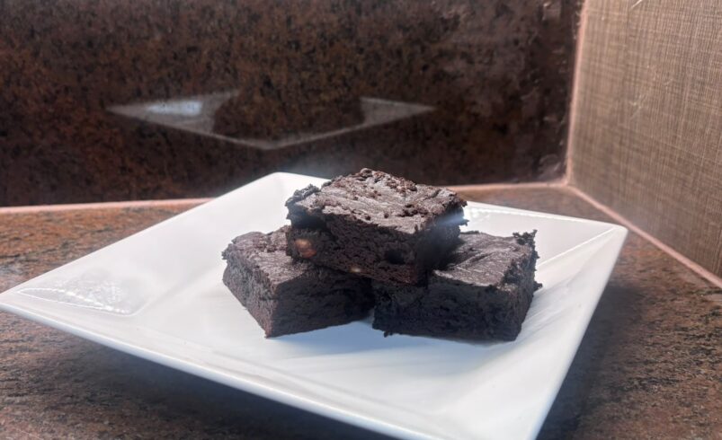 Brownie de Café com Cacau 100%: sobremesa fácil e irresistível