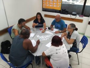 Programa de Alfabetização e Letramento de Jovens e Adultos está com as inscrições abertas para novas turma