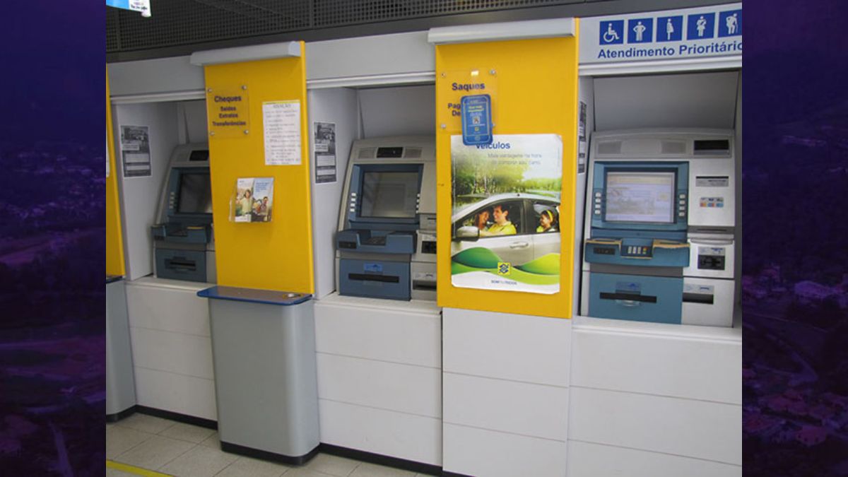 Bancários aprovam paralisação nacional de 24 horas nesta quinta-feira