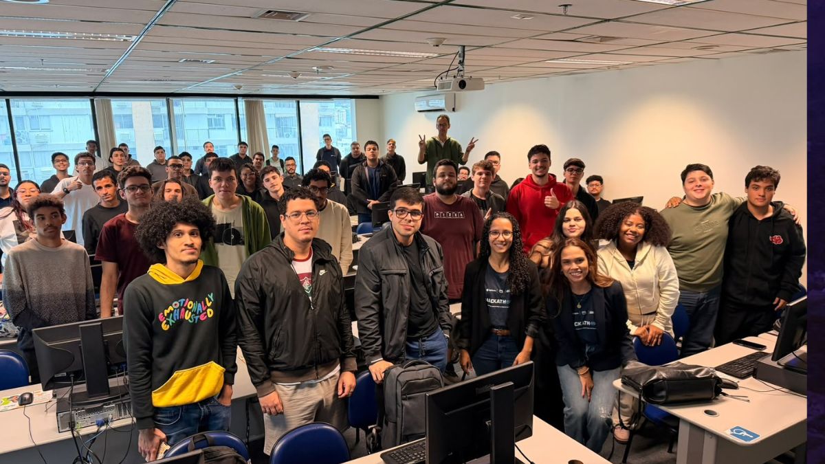 AWS, Estácio e NFL promovem hackathon de análise de dados no Rio
