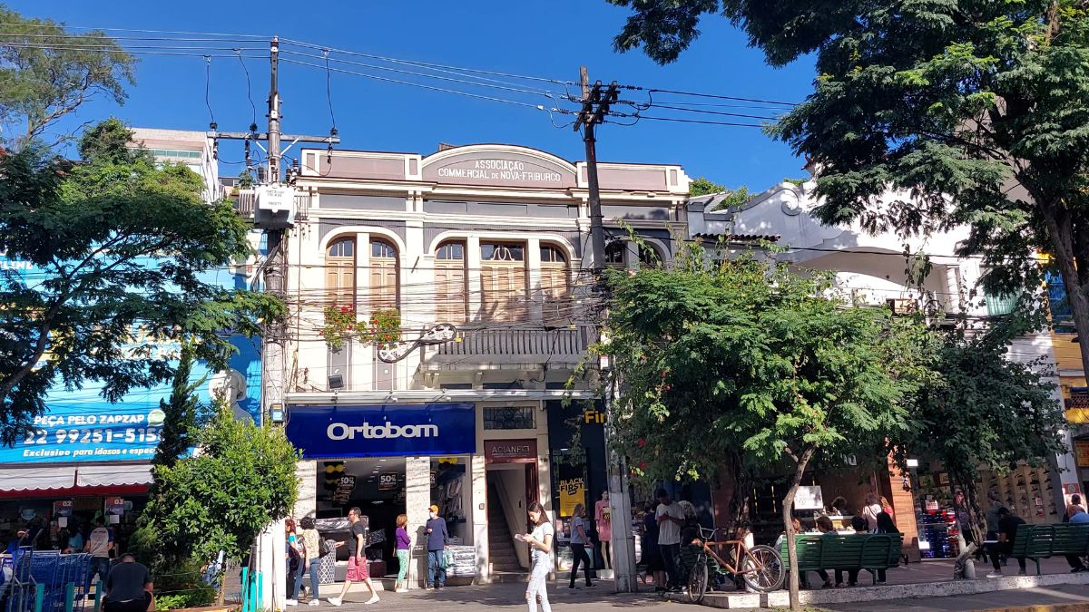 Café com Associados promove encontro sobre liderança e resultados empresariais