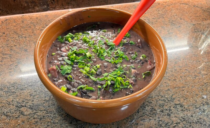 Feijoada do Amigos – Tio Dongo