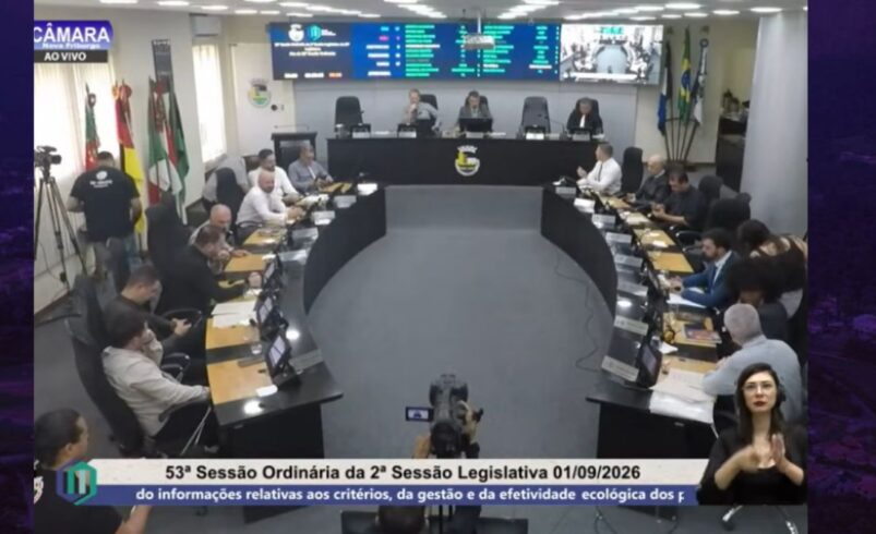 Legislativo derruba veto e promulga lei transparência de obras públicas