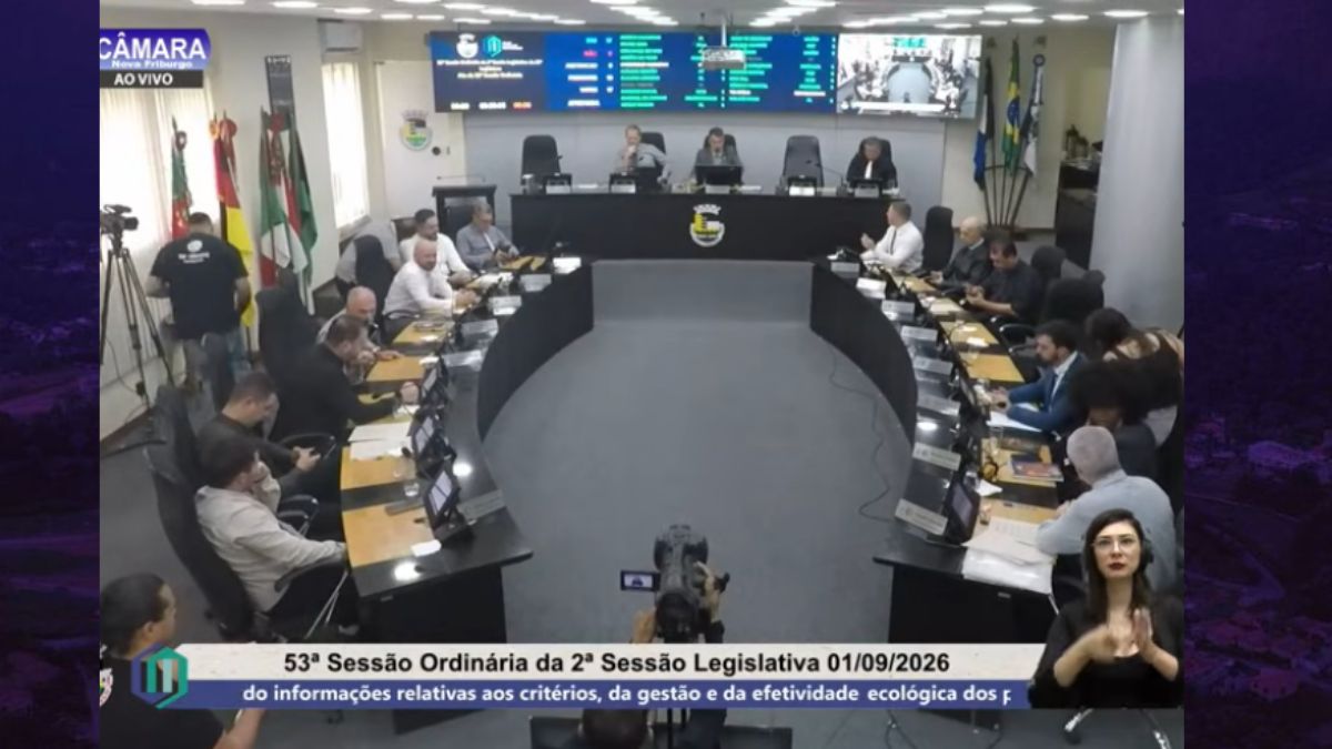 Legislativo derruba veto e promulga lei transparência de obras públicas