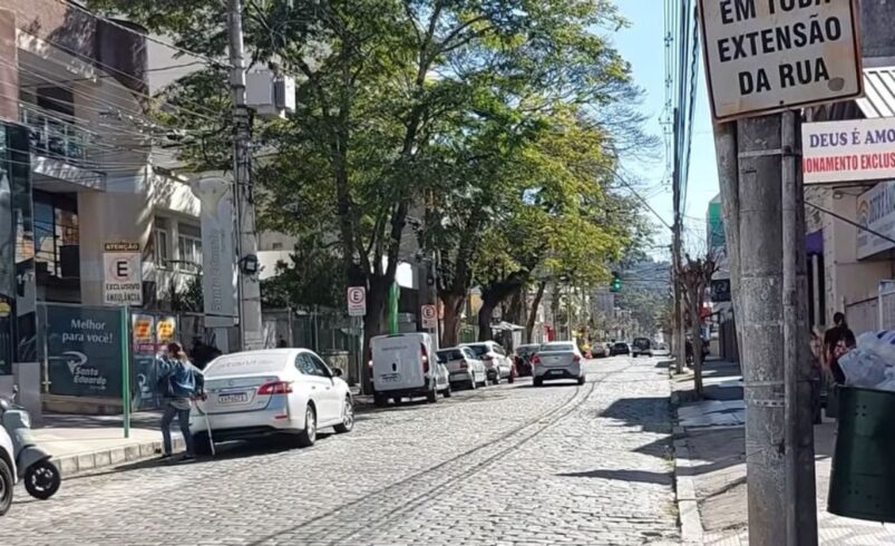 Prefeitura mantém mão dupla na Rua General Osório após período de testes
